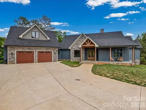521 Rosebush Ln, Clover, SC 29710