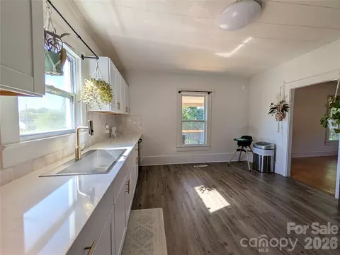 Kitchen - 3462 Roberta Rd, Concord, NC 28027 photo 3 of 4