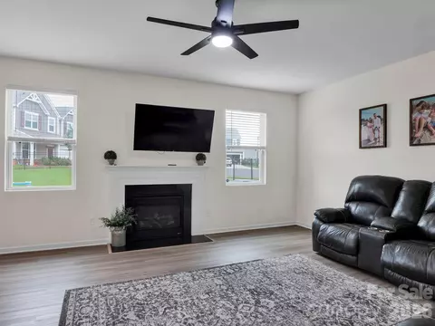 Living - 347 Wharton St, Monroe, NC 28110 photo 1 of 7