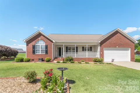 202 Big Dipper Ct, Wingate, NC 28174