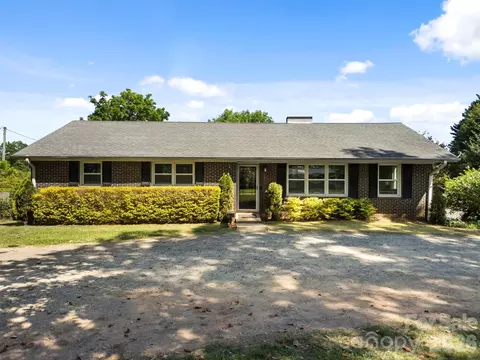1483 Springsteen Rd, Rock Hill, SC 29730