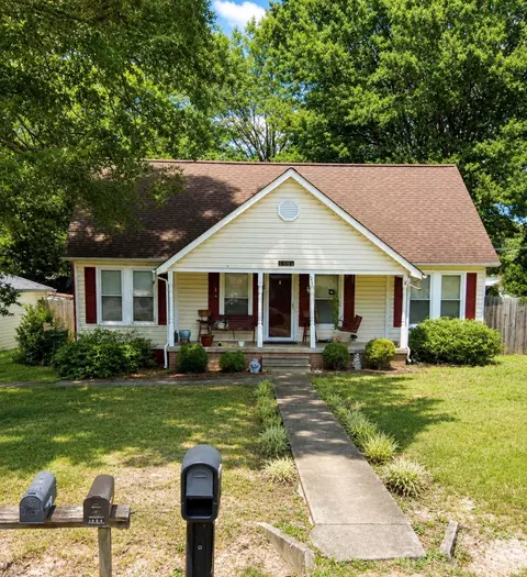 1911 Crestmont Ave, Kannapolis, NC 28081