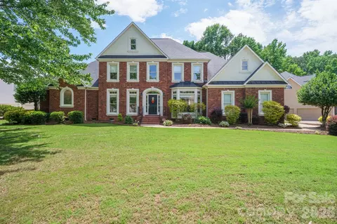 10316 Calaveras Ct, Huntersville, NC 28078