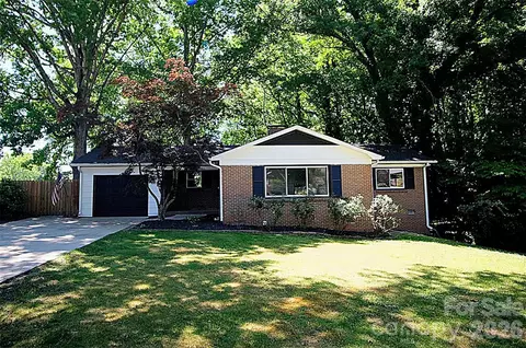 1815 Taylor Dr, Gastonia, NC 28052