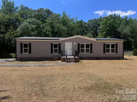 218 Diana Rd, Cherryville, NC 28021