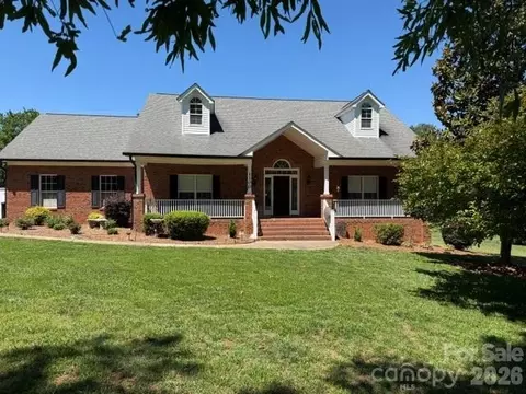 1100 Legacy Lake Dr, Monroe, NC 28110