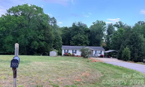 333 Howard Norton Dr, Hiddenite, NC 28636