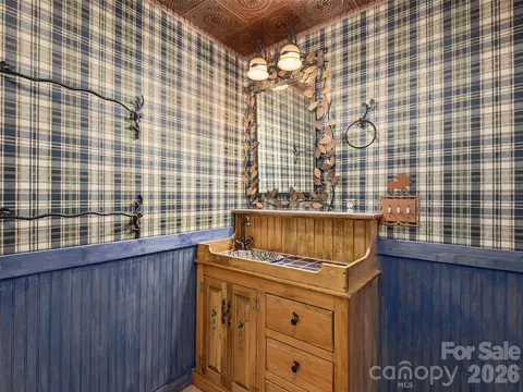 Bath - 413 Green Hills Rd, Mill Spring, NC 28756 photo 4 of 5