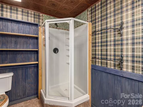 Bath - 413 Green Hills Rd, Mill Spring, NC 28756 photo 5 of 5