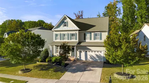 15504 Oleander Dr, Charlotte, NC 28278