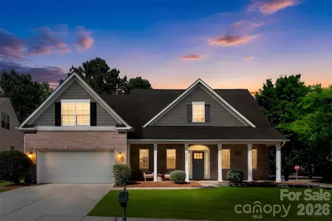 6237 Breckfield Ct, Charlotte, NC 28278