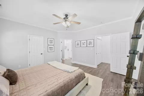 Bedroom - 21012 Entrada Dr, Cornelius, NC 28031 photo 1 of 2