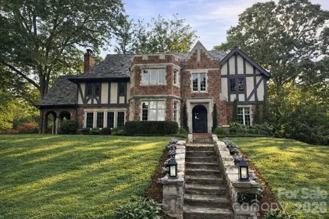 72 Windsor Rd, Asheville, NC 28804