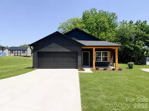 707 Robin Ave, Kannapolis, NC 28081