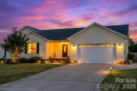 158 Autumn Woods Dr, Kings Mountain, NC 28086