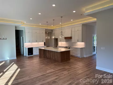 Kitchen - 4559 Holly Ne Cir NE, Conover, NC 28613 photo 4 of 4