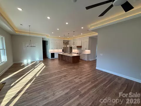 Living - 4559 Holly Ne Cir NE, Conover, NC 28613 photo 5 of 6