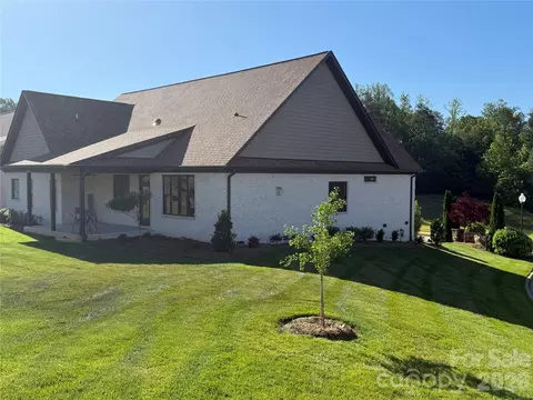 Exterior - 4559 Holly Ne Cir NE, Conover, NC 28613 photo 4 of 6