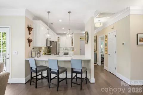 8942 Rosalyn Glen Rd, Cornelius, NC 28031