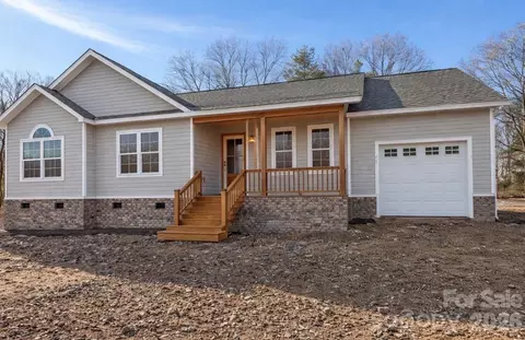 162 Maske Rd, Mount Gilead, NC 27306