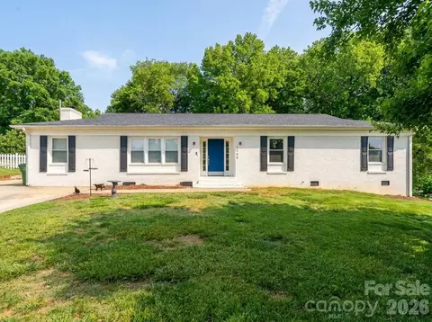 1709 Essen Ln, Gastonia, NC 28054