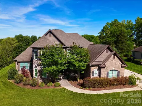 4034 Flowering Peach Rd, Waxhaw, NC 28173