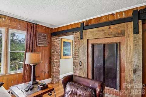 57 Langwell Ave, Asheville, NC 28806