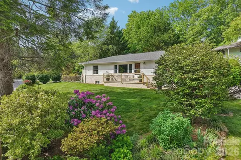 57 Langwell Ave, Asheville, NC 28806
