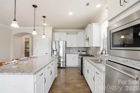Kitchen - 2331 Currant St, Fort Mill, SC 29715 photo 2 of 4