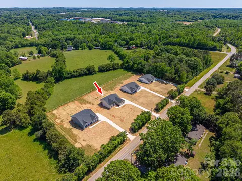 1343 Zeb Haynes Rd, Maiden, NC 28650