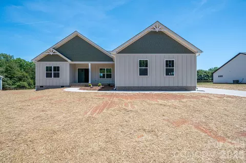 1343 Zeb Haynes Rd, Maiden, NC 28650