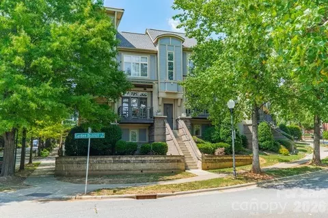 820 Garden District Dr, Charlotte, NC 28202