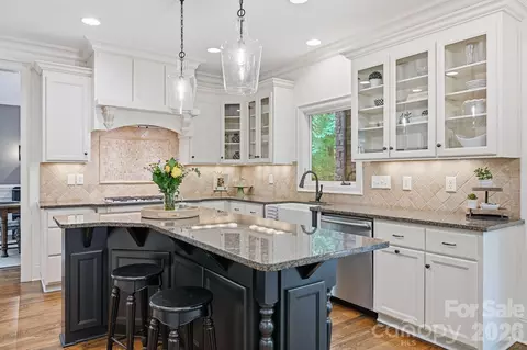 Kitchen - 235 Grey Rd, Davidson, NC 28036 photo 4 of 8