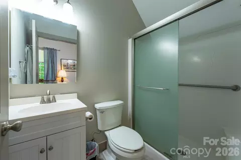 Bath - 3 Shytle Ln, Fletcher, NC 28732 photo 2 of 2