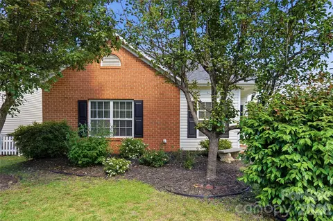 1912 Beckwith Ln, Waxhaw, NC 28173