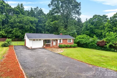549 Barnwell Rd, Spartanburg, SC 29303