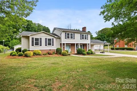 2417 Rosemond Cir, Gastonia, NC 28056