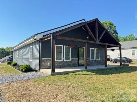 364 Carolina Avenue 2 Ave #2, Marion, NC 28752