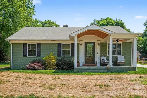 707 Spring Sw St SW, Concord, NC 28025