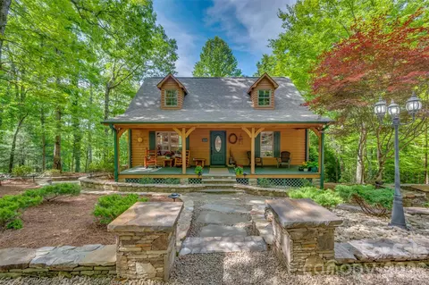 512 Indian Forest Dr, Bostic, NC 28018