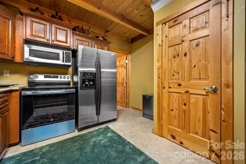 Kitchen - 512 Indian Forest Dr, Bostic, NC 28018 photo 3 of 3