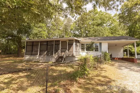 609 Wilcox Ave, Gaffney, SC 29341