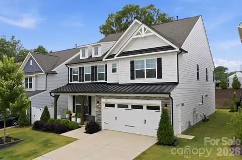 115 Summerhill Dr, Mooresville, NC 28115