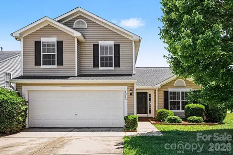 10419 Sparrow Springs Ln, Charlotte, NC 28214