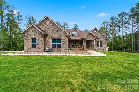 111 Lakefront Dr, Connelly Springs, NC 28612