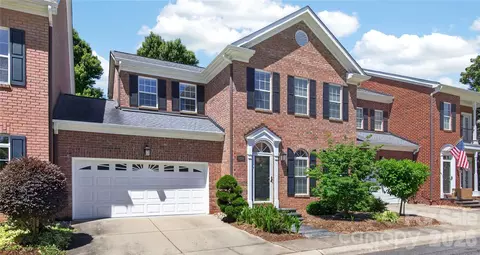 9024 Bonnie Briar Cir, Charlotte, NC 28277