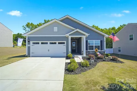 124 N Sina St, Troutman, NC 28166