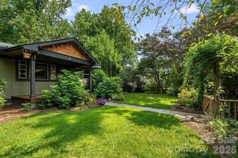 10 Davenport Pl, Asheville, NC 28806