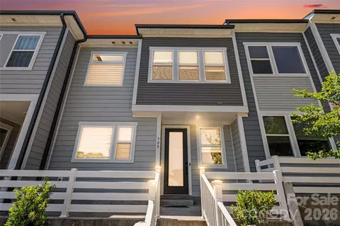 908 Kinsey Aly, Charlotte, NC 28217