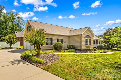 101 Devonshire Ln, Salisbury, NC 28146 photo 2